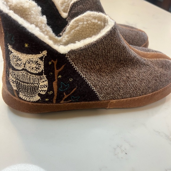 Acorn Brown and Black Suede Slippers - Picture 6 of 6